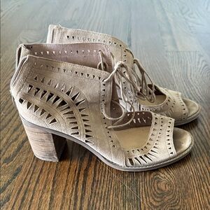 Vince Camuto Tan Heeled Boots